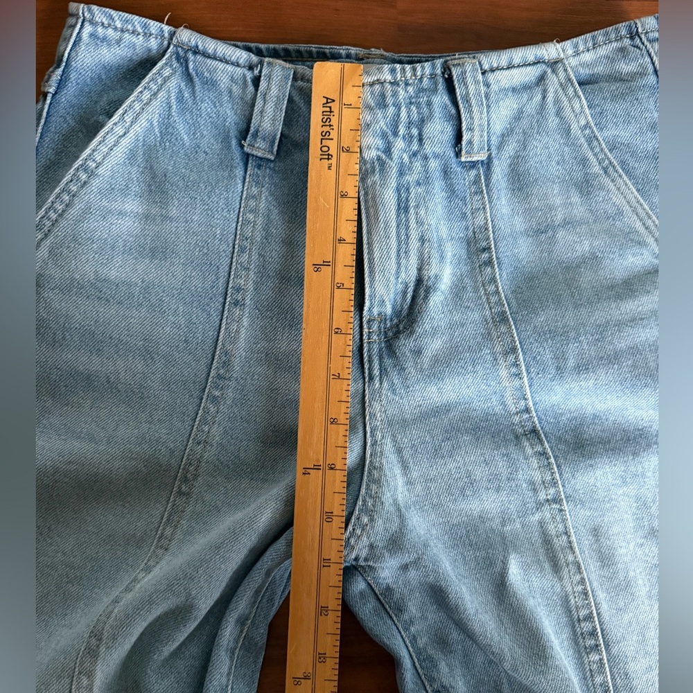 Universal Thread Barrel Jeans NWT - Picture 5 of 8